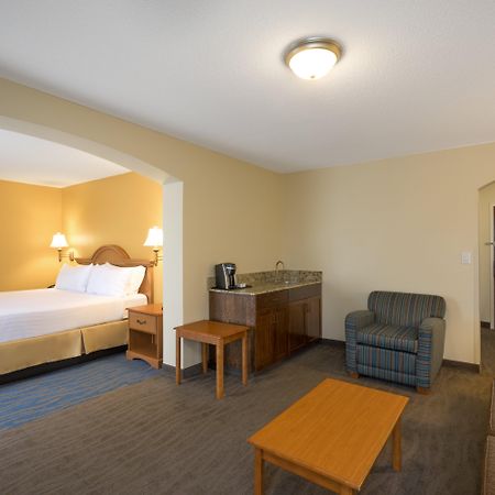 Clarion Pointe New Bern Hotell Eksteriør bilde