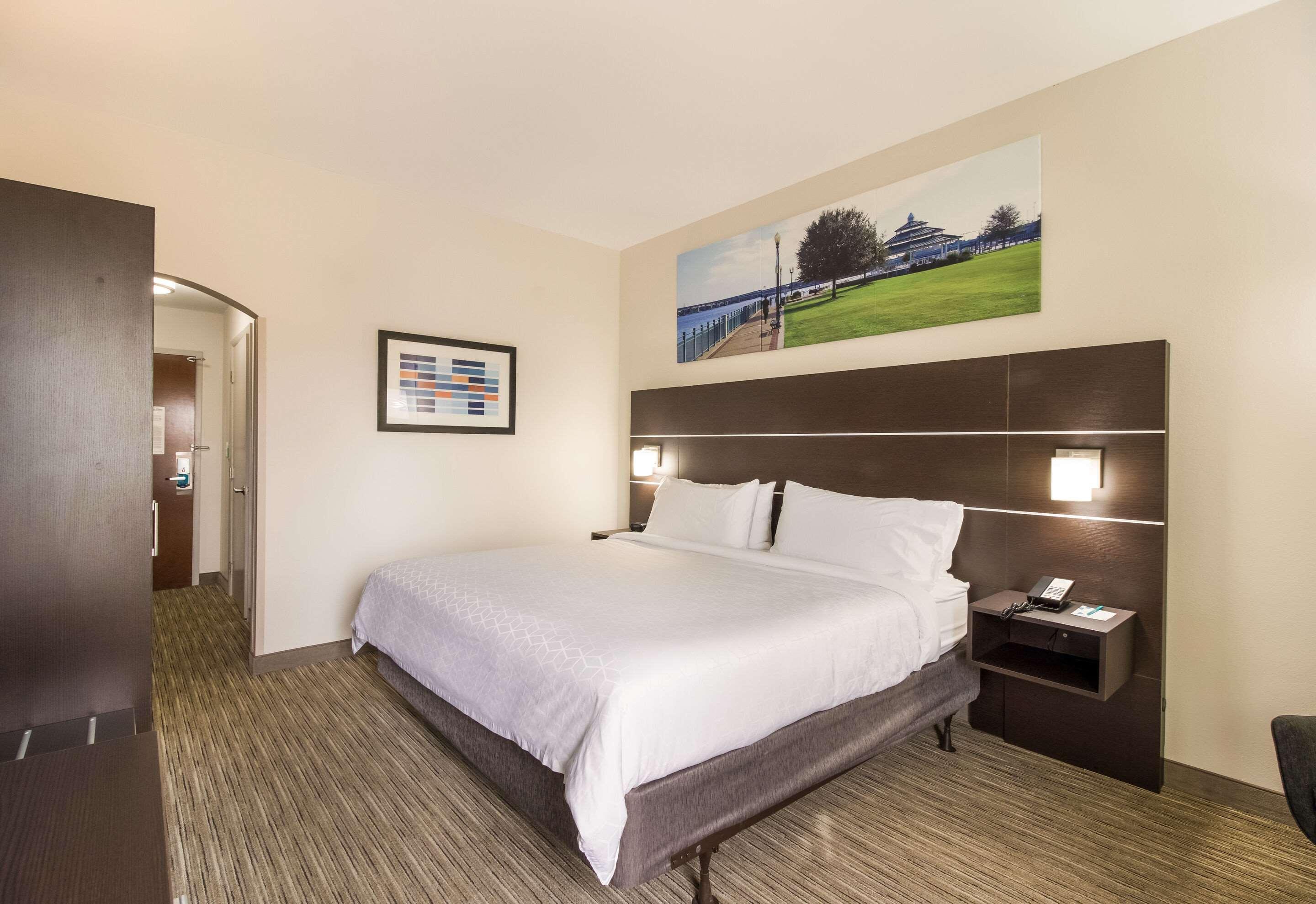 Clarion Pointe New Bern Hotell Eksteriør bilde