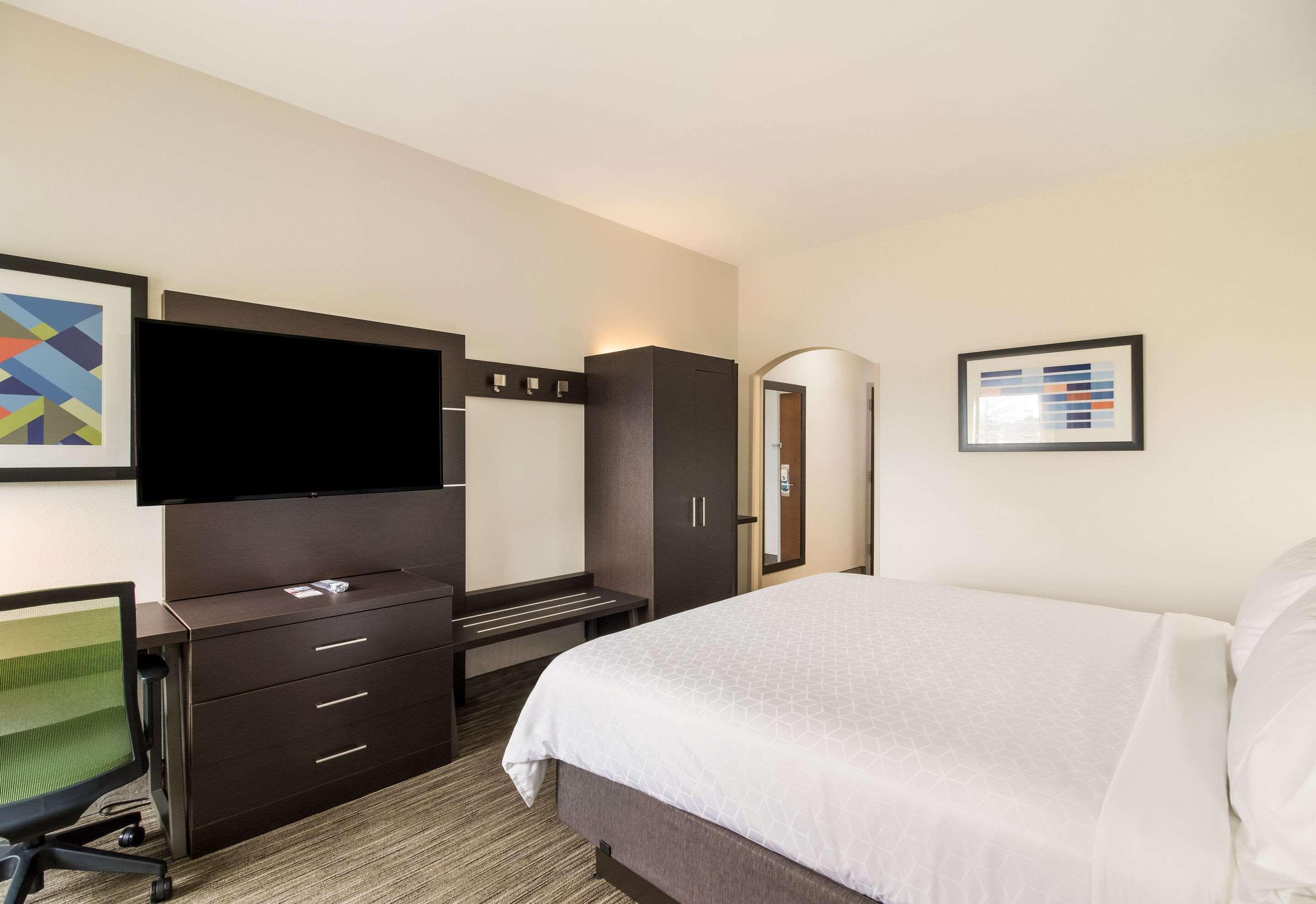 Clarion Pointe New Bern Hotell Eksteriør bilde
